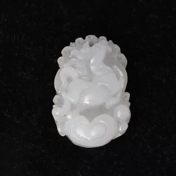 Ló medál fehér jáde, zodiac