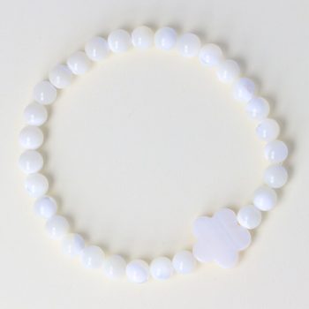Gyöngyház, golyós, 6 mm, karkötő fehér virággal