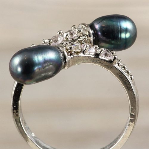 Tenyésztett gyöngyös gyűrű-4, 2 gyöngyös, fekete