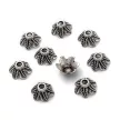 Köztes dísz, gyöngykupak, levél, 10 mm (10 db)