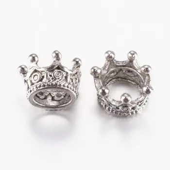   Köztes dísz, korona, ezüst szín, kb. 11x7 mm, 6 mm-es lyukkal (1 db)