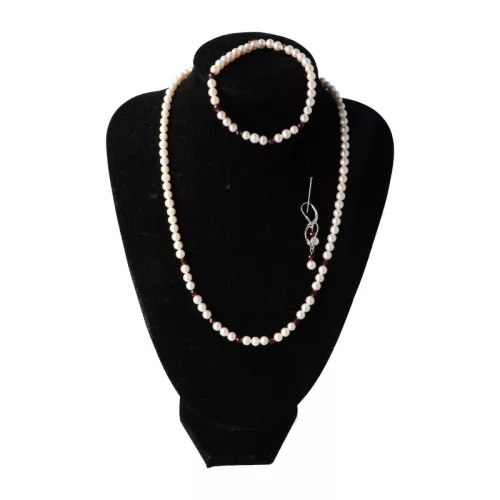 "Vitalitás" - fehér tenyésztett gyöngy ékszerszett, rubinnal