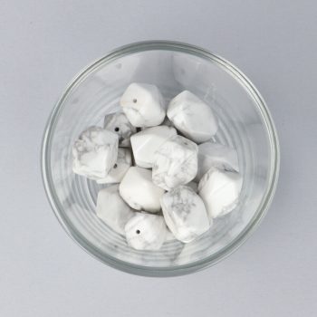 Howlit, "Flinston", kb. 12x17 mm